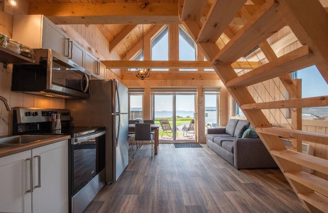 Chalet double arrière style suisse