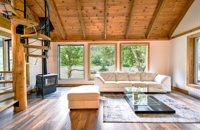 Chalet Familial Lumineux, Spacieux et Intime - Lac Émeraude