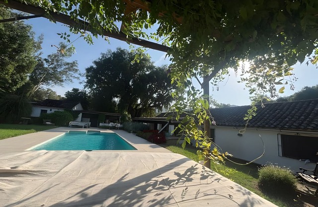 Chalet 'Finca El Búho Oak Natural Park' mit Meerblick, WLAN und Klimaanlage