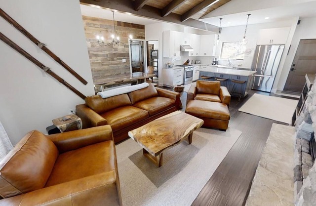 Chalet Genepi - New Property! - Taos Ski Valley - Fireplace - Mountain Views - H