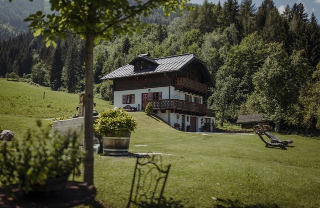 Chalet 'Hinterweiding Gut' mit Bergblick, Garten und WLAN