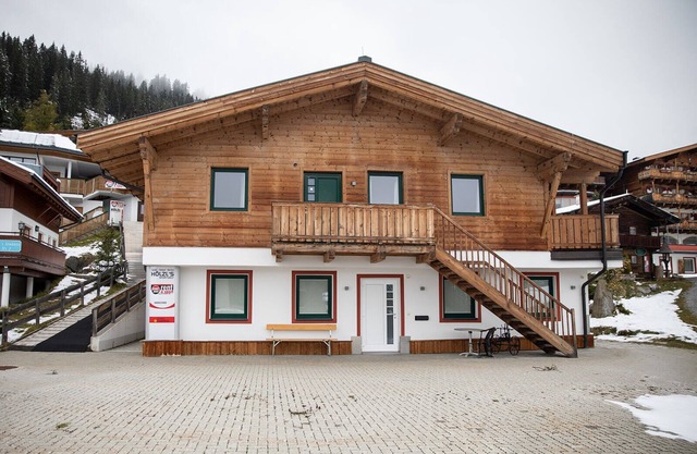 Chalet Hirsch ist im Ländlichen Stil eingerichtet