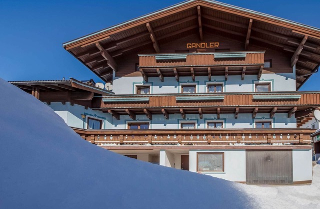 Berghütte in Alpen nahe Skipisten