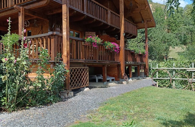 CHALET IN ST PAUL UBAYE