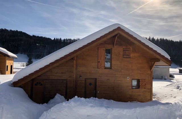 Chalet im Herzen des Jura – Das ganze Jahr über ein Traumaufenthalt