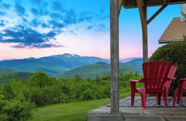 *Chalet In The Sky|NorthConway|StoryLand|Shopping