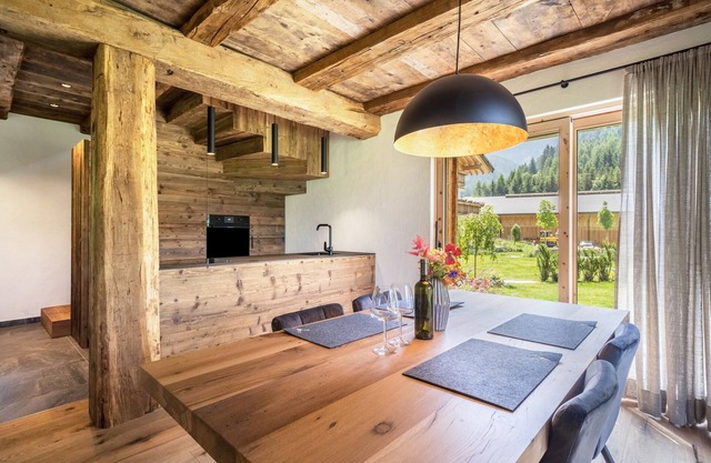 Chalet 'Zu Wosser' mit Bergblick, privater Terrasse und Garten