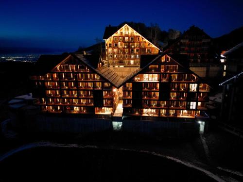 Chalet K2