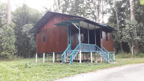 Chalet Kampong Guar, Manong