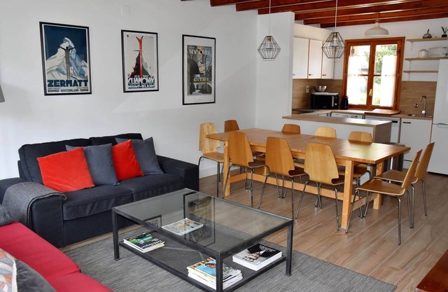 Los Ibones Ski Lodge Escarrilla - Formigal & Panticosa - Modernes Ski-Chalet
