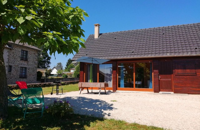 Chalet 'Mon Petit Coin De Paradis' mit privater Terrasse und eigenem Garten