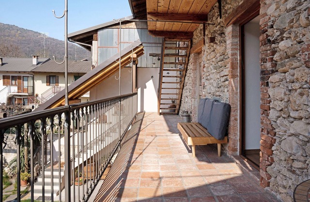 Chalet 'Nidi Di Rondine 1' with Mountain View, Private Terrace and Wi-Fi