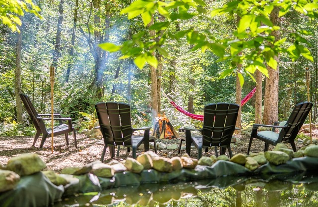 Chalet Ohana - Intimate forest and spa - Pets welcome!