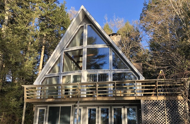 Chalet on the Lake w/dock!