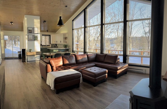 Chalet Pour se Relaxer et se Divertir, en Famille ou Entre Amis. À Saint-raymond