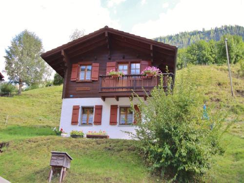 Chalet Steps from Slopes