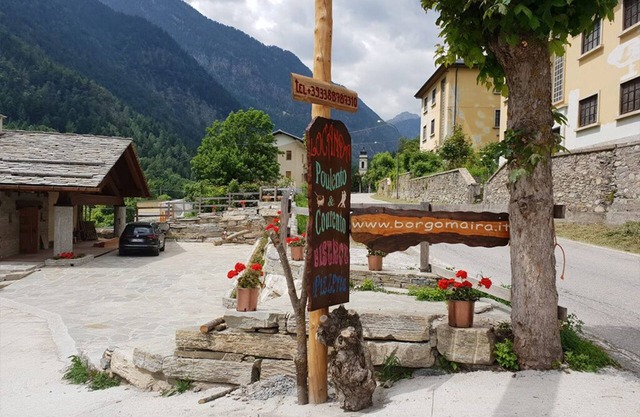 Chalet "Villaggio Borgomaira La Genzianella" with Mountain View, Private Terrace & Wi-Fi