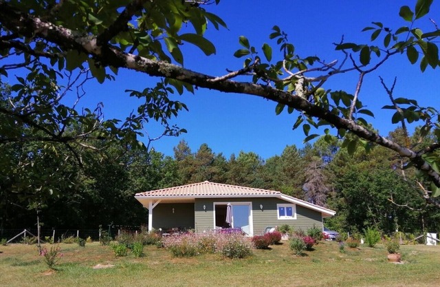 Chalet with large terrace and superb views!