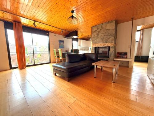 Chaleureux appartement centre ville proche gare.