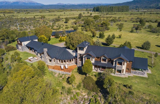 Challhuaquen Lodge