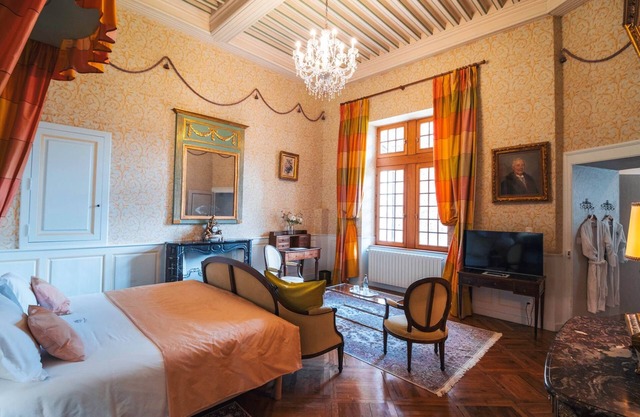 Thorens Castle - Comtesse Pauline Suite