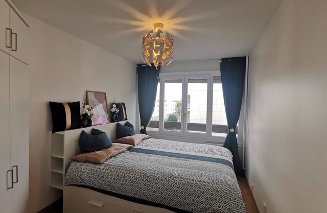 Chambre Cosy Avec Vue Seine, Proche Aéroport Orly - Séjour Idéal à Paris!
