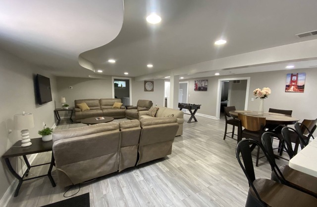 Charming Lower-level Apartment
