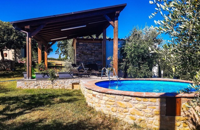 Charakteristisches kleines Steinhaus ideal für Paare für einen romantischen Urlaub. Klimaanlage, Wi-