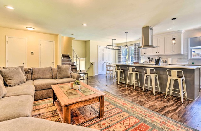 Charlotte Home w/ Pool + Yard ~ 8 Mi to Dtwn!