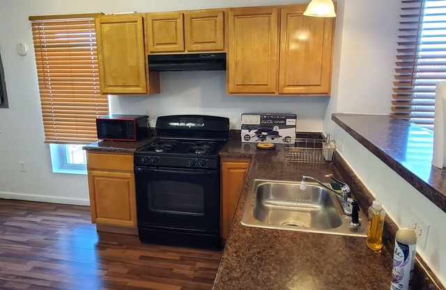 Baltimore's Exclusive Duplex !!!