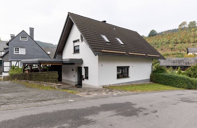 Gemütliches Ferienhaus in Olsberg mit Garten