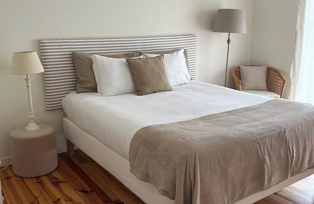 Charme – Elegant 1-Bedroom Apartment with Balcony