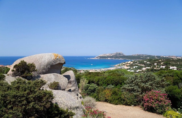 Faszinierende Villa mit spektakulärem Ausblick auf das Meer