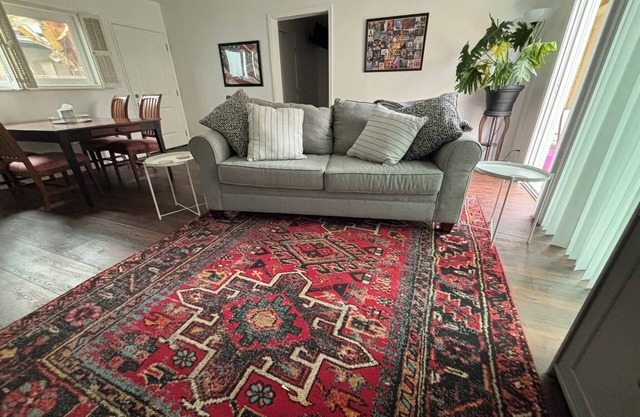 Charming 1-Bd house with WiFi and AC in Bixby Knolls/Virginia Country Club