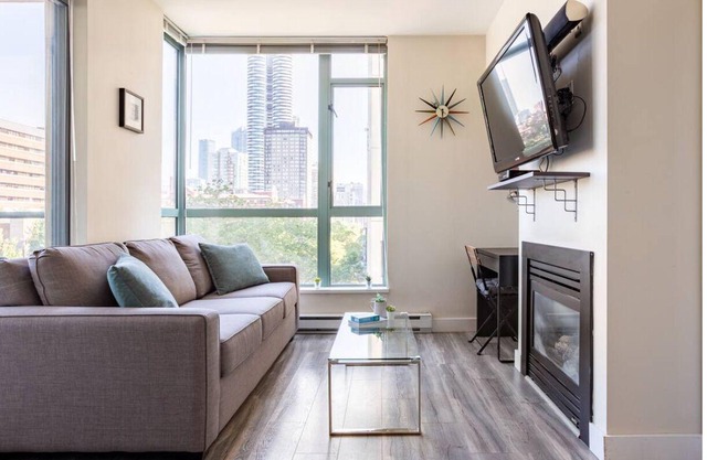 ERSTAUNLICHE LAGE MIT 1 BDR APT IN DOWNTOWN * 4 Blocks von Seawall * -