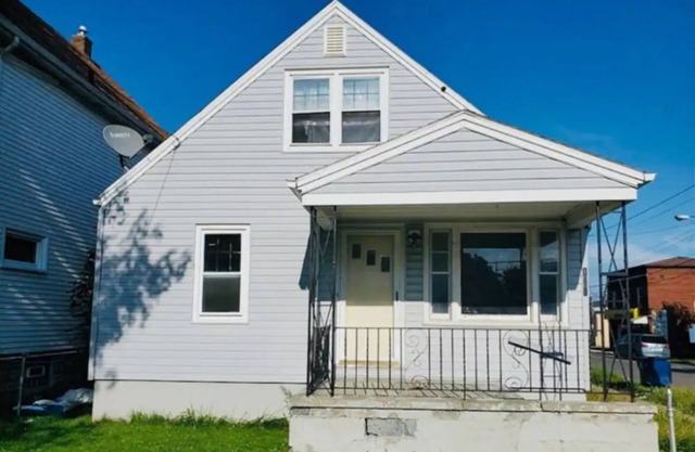Charming 1-bedroom house with AC, WiFi in lovely Niagara Falls, NY