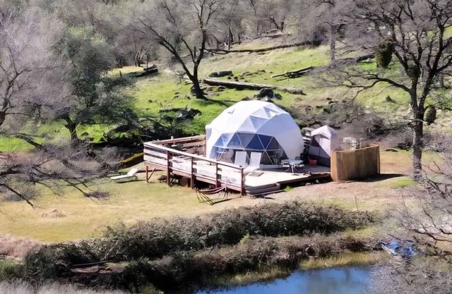 Charming 1-bedroom campground in Auburn with WiFi access