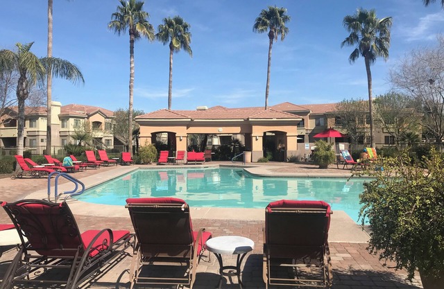 Charming 1-bedroom condo in delightful Mesa