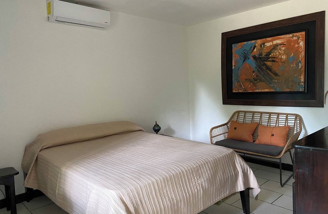 Charming 1-bedroom apartment with AC, WiFi in lovely Rio Seco, Santa Cruz.