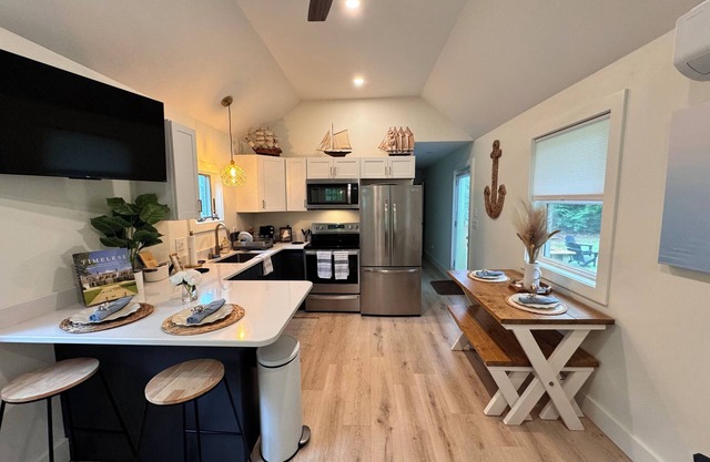 Charming 1-bedroom home in Arundel, conveniently located!