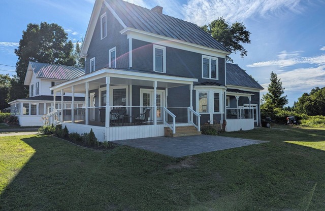 Charming 1887 Remodeled Victorian Home with Game Room