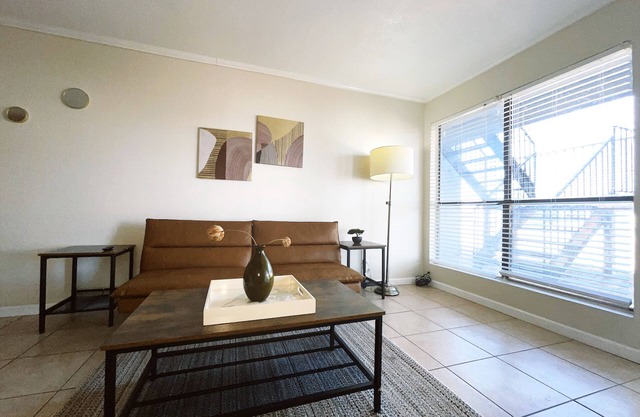 Charming 2-Bed Apartment