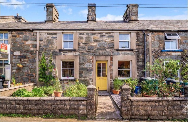 Charming 2 bed Escape in Snowdonia National Park ! Nr Betws y Coed