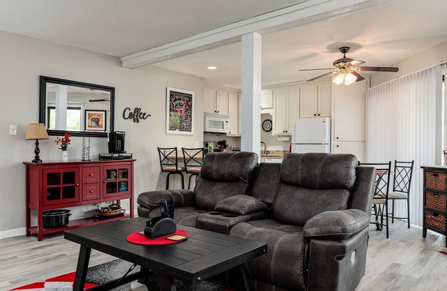 Charming 2 Bed 2 Bath 1st Floor Condo in Foxfire with Golf Course View