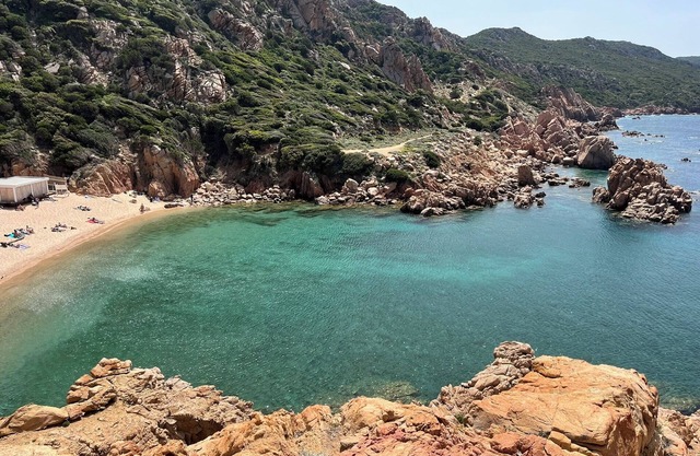 Charming 2-bedroom house in amazing Costa Paradiso Sardinia with WiFi, AC