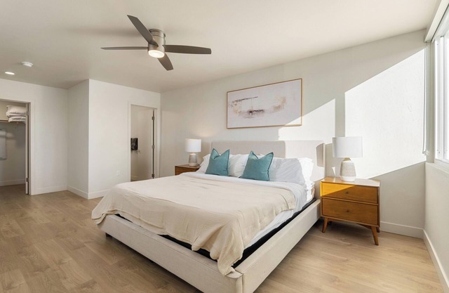 Charming 2-bedroom apartment with fitness room, WiFi in Marina del Rey