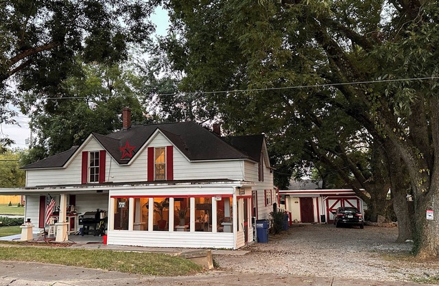 Charming 2-bedroom house with AC and WiFi in delightful Mountain Home