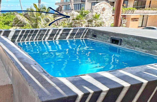 Charming 2-bedroom apartment with 2 Pools, Outdoor dining