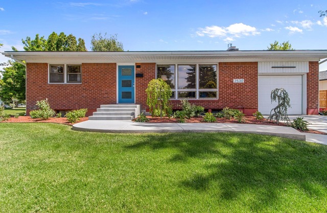 Charming 2-bedroom apartment with WiFi, AC in awesome Boise