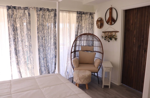 Charming 2 Bedroom Condo in Scenic Lake Conroe Lakeside Community!